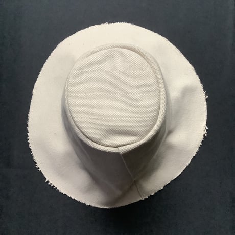 🇺🇸アメリカ製　THE  MAGIC  HAT  (MADE IN USA) NATURAL  COLOR(生成色)
