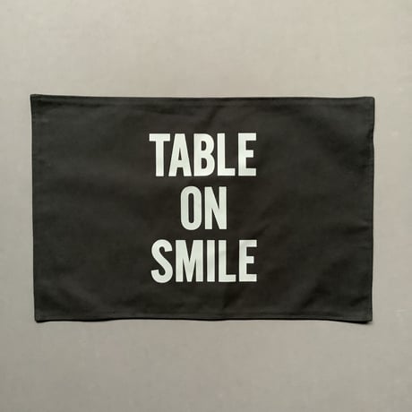 REVERSIBLE PLACE MAT REVMBK11   “YES！GOOD JOB！/TABLE ON SMILE (BLACK  COLOR)