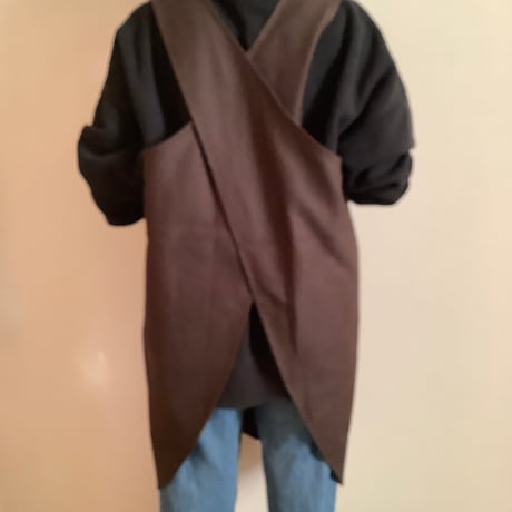 “PULL OVER APRON” ” ※男女兼用のエプロンです。全4色　✴️新色DARK BROWNが加わりました!！