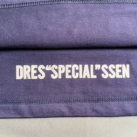 ⭐️限定販売　DRESSSEN  DSST99  DRES“SPECIAL”SSEN    “BEST MIND TOGETHER” T-SHIRTS (生成りロゴ) ネイビーカラー