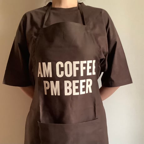 🌸[新発売] DR(DB)6   ”AM COFFEE  PM BEER “APRON (生成りロゴ)  DARK BROWN COLOR