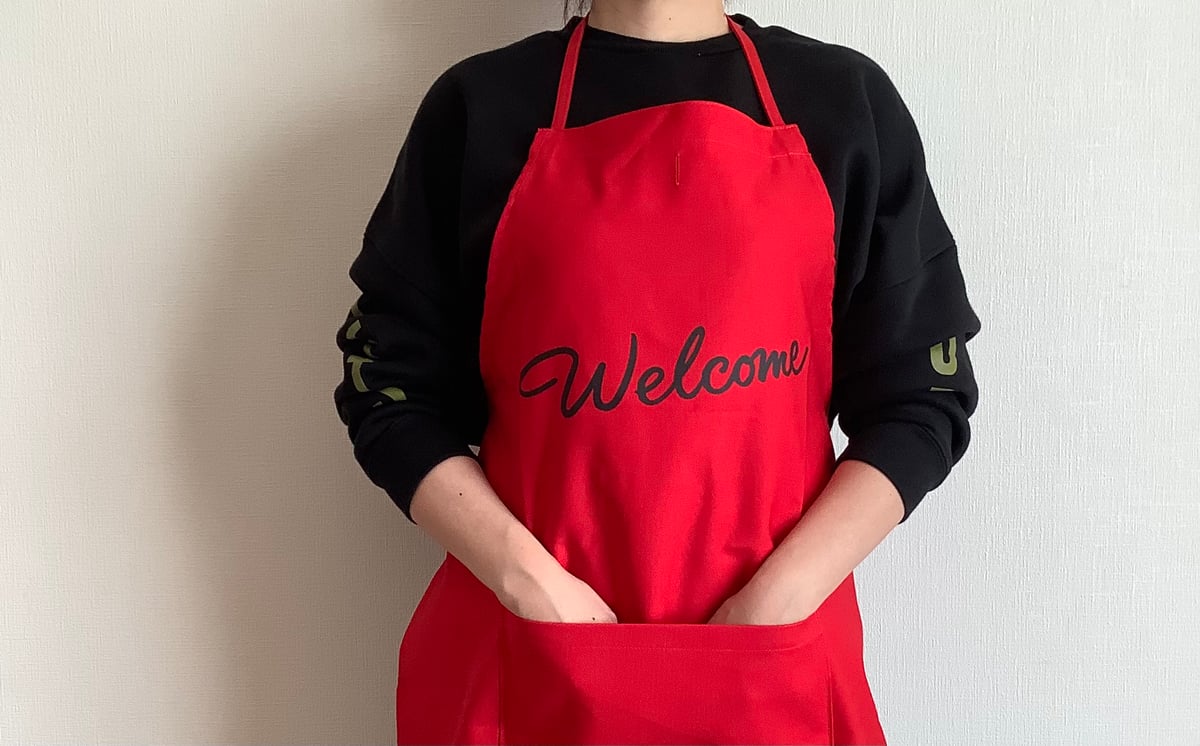 DR(RD)3 ”welcome“ APRON RED COLOR | DRESSSEN公式