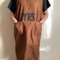 POBK3  “PULL OVER APRON”  BROWN  COLOR