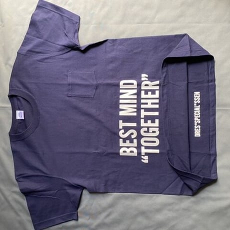 DRESSSEN  DSST99  DRES“SPECIAL”SSEN    “BEST MIND TOGETHER” T-SHIRTS (生成りロゴ) ネイビーカラー