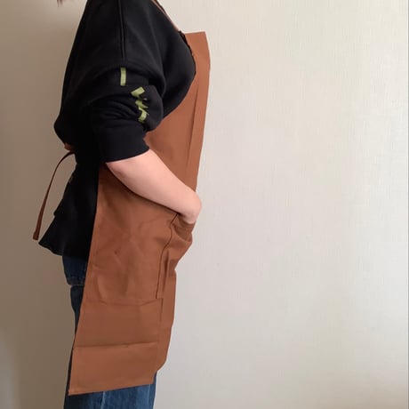 ADULT APRON DR(BRN)0   "NON TITLE“ ※こちらのエプロンは無地です。