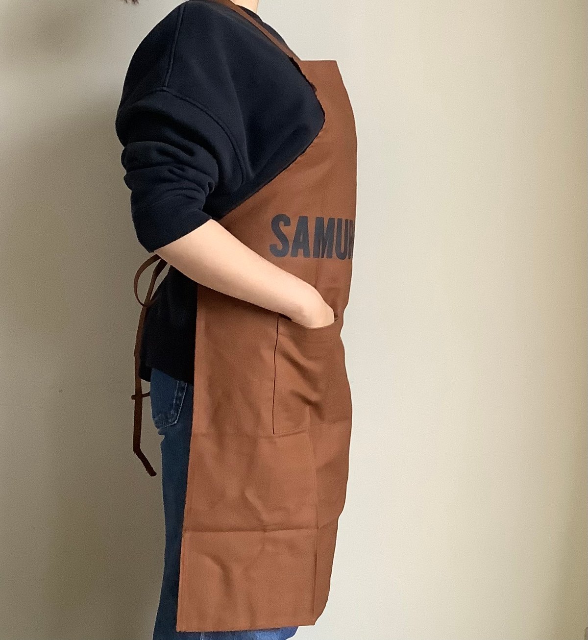 DOUBLE POCKET APRON “SAMURAI SPIRIT”※正面に二つのポケ