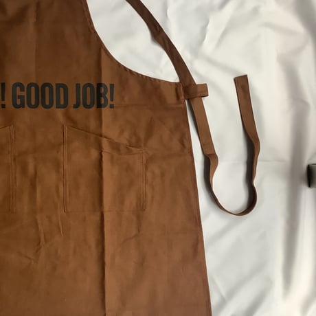 XA30 X–STYLE APRON “ YES！GOODJOB！”(BROWN COLOR)※背中でクロスさせて着用いただくエプロンです。