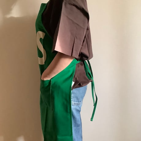 🌸新発売　WPG1 DAY USE W POCKET  APRON   YES (※裏側にNO THANK YOUのプリントがあります) BOTTLE GREEN COLOR