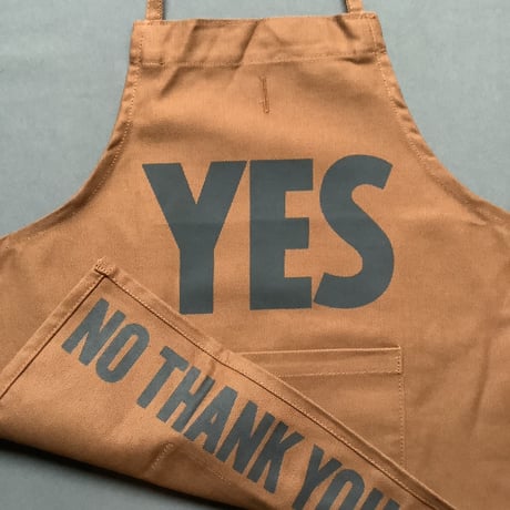 👶DRESSSEN BKDBR2  BABY KIDS APRON YES(ベイビーキッズエプロンです。)  ※BROWN  COLOR
