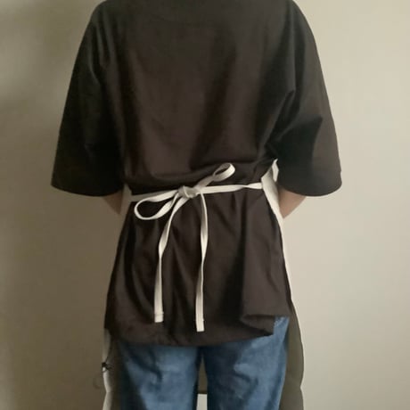 🌸[新発売] ADULT APRON 10C4 "AM COFFEE  PM BEER “ チェリー色ロゴ