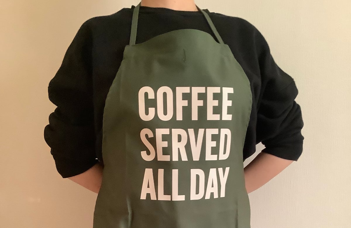 ADULT APRON DR(GN)5 “ COFFEE SERVED ALL DAY”
