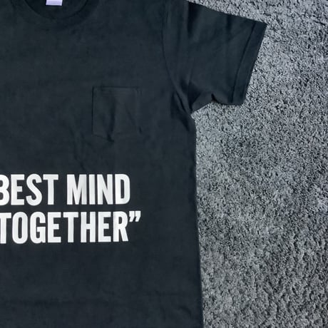 DRESSSEN  DSST113  DRES“SPECIAL”SSEN    “BESTMIND TOGETHER”  T-SHIRTS (生成りロゴ)  BLACK COLOR