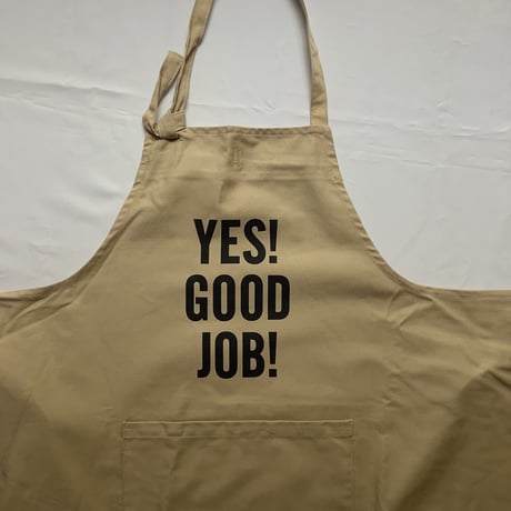 PRLT1 THE PROFESSIONAL APRON“ YES！GOOD JOB！” (LATTE COLOR)※首紐の長さが調整できます。