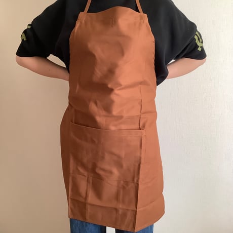 ADULT APRON DR(BRN)0   "NON TITLE“ ※こちらのエプロンは無地です。