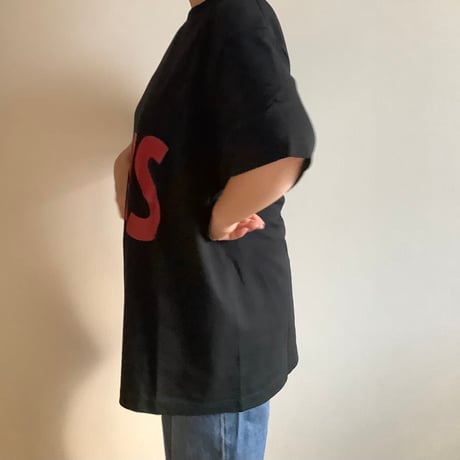 DSS1 DRES“SPECIAL”SSEN    YES  T-SHIRTS (RED色ロゴ) BLACK COLOR