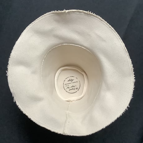 🇺🇸アメリカ製　THE  MAGIC  HAT  (MADE IN USA) NATURAL  COLOR(生成色)