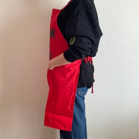 DR(RD)7 ADULT APRON   “BEAUTIFUL THINGS”