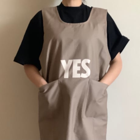“PULL OVER APRON” ” ※男女兼用のエプロンです。全4色　✴️新色DARK BROWNが加わりました!！