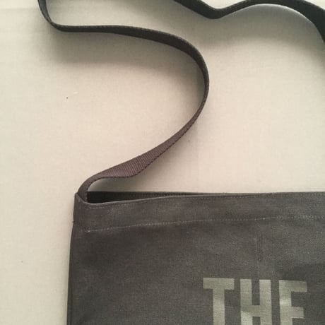 DRESSSEN  DBC9  BAG “THE FOODIES”BLACK COLOR