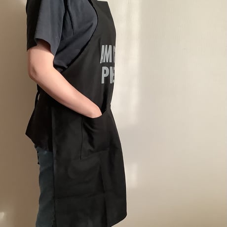 DRESSSEN WPABLK11 DAY USE W POCKET  APRON   “AM COFFEE PM BEER”(BLACKCOLOR  )