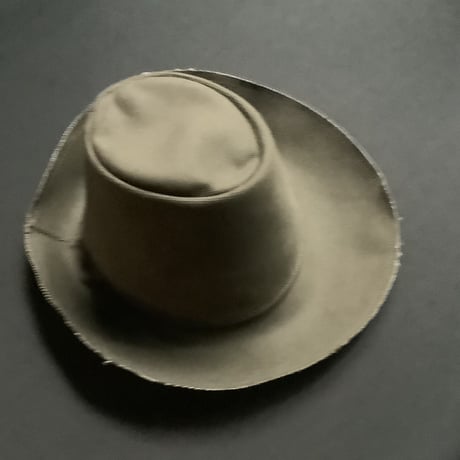 🇺🇸アメリカ製　THE  MAGIC  HAT  (MADE IN USA) OLIVE   COLOR