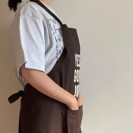 DRESSSEN PRDB1 THE PROFESSIONAL APRON“ YES！GOOD JOB！(DARK BROWN  COLOR )※首の紐をお好きな位置で結んで固定できます