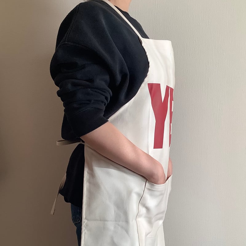 Bonpoint♡チェリー エプロンドレス 10A Bonpoint♡チェリー エプロンドレス 10A