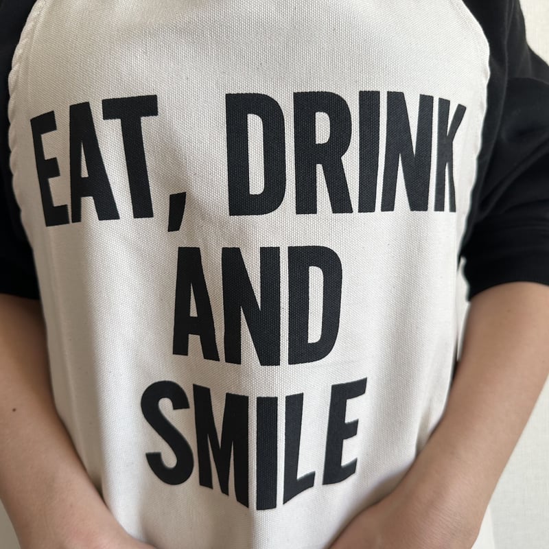 🌟久しぶりに少量入荷しました！！ ADULT APRON ”EAT,DRINK AND SMI