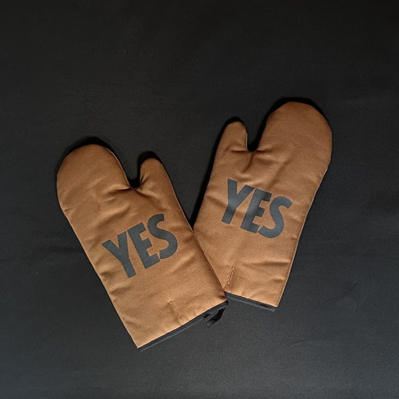 最終値下げ！新品・未使用　ドレスセンDRESSSEN ミトン　鍋つかみ DRESSSEN MTC1 YES MITTEN 🟤BROWN COLOR | DRE
