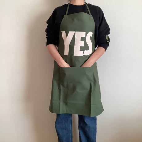 DR(GN)1 ADULT APRON  “YES” ※生成りロゴ　“GREEN COLOR 🌟10月24日(土曜日)に再入荷します。今しばらくお待ちください