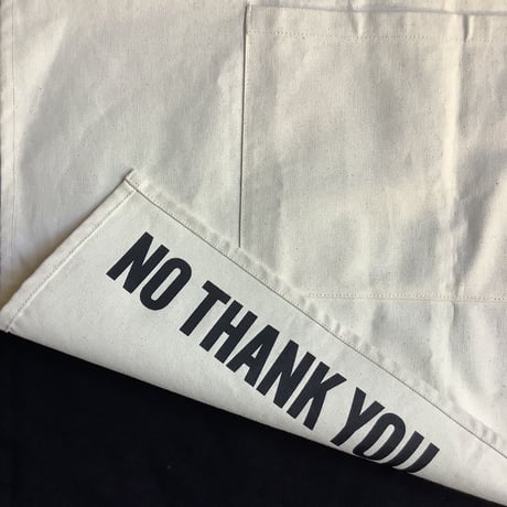 ADULT APRON #1 " YES" (裏側にNO THANKYOU プリントがあります)