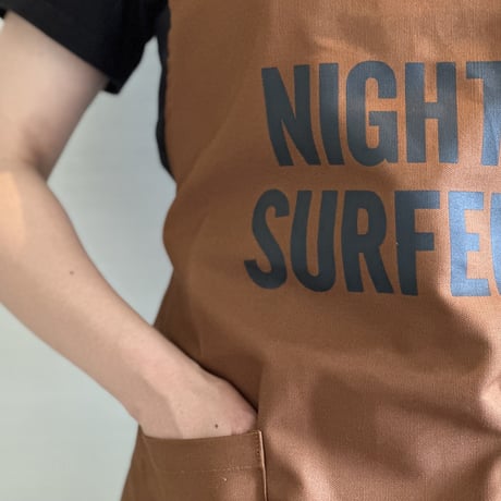 WPB5  DAY USE W POCKET  APRON   “NIGHT SURFER“ BROWN COLOR ※正面に二つのポケットがございます