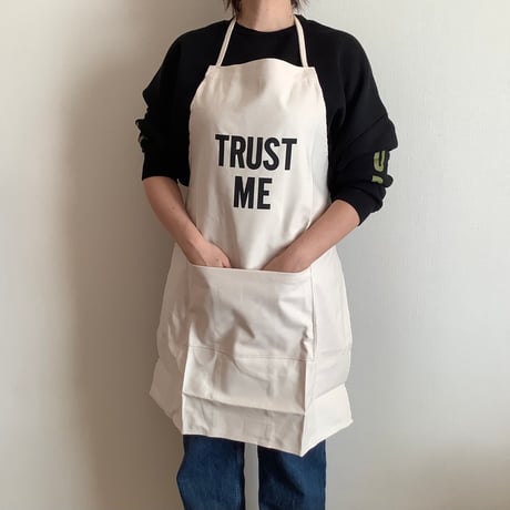 ADULT APRON #2  "TRUST ME"