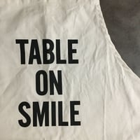 [再販決定！]  ADULT APRON TABLE ON SMILE 🌟10/24(土曜日)に再入荷します。