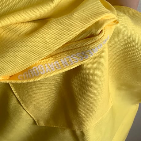 WPY3   DAY USE W POCKET  APRON   “EAT DRINK  AND SMILE“” YELLOW COLOR