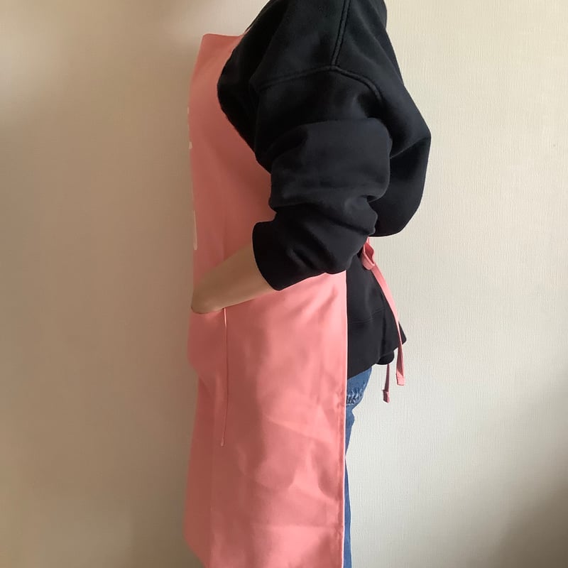 DR(PK)3 ”SMILE FOR YOU“ APRON (生成りロゴ)PINK COL