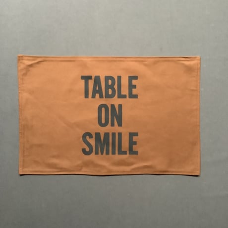 REVERSIBLE PLACE MAT REVMBR2“YES！GOOD JOB！/TABLE ON SMILE (BROWN  COLOR)