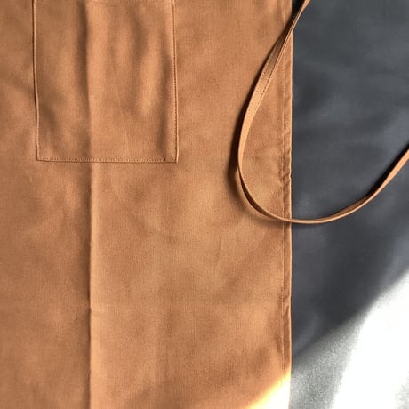 WPAB0  DAY USE W POCKET  APRON   ”NON  TITLE BROWN COLOR ”  ※こちらの商品は無地です　⭐️再入荷しました!