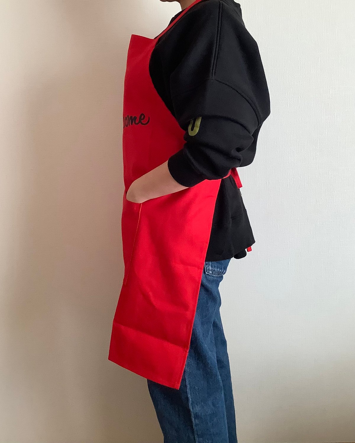 DR(RD)3 ”welcome“ APRON RED COLOR | DRESSSEN公式