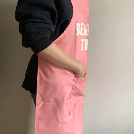 ADULT  APRON   ”BEAUTIFUL THINGS“  (生成りロゴ)PINK  COLOR