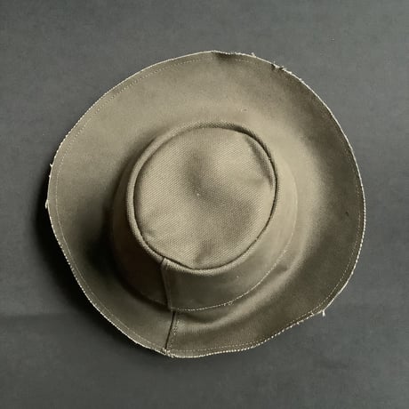 🇺🇸アメリカ製　THE  MAGIC  HAT  (MADE IN USA) OLIVE   COLOR