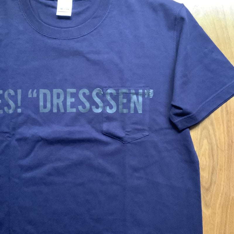 DRESSSEN “YES DRESSSEN ” T-SHIRTS ネイビーカラー