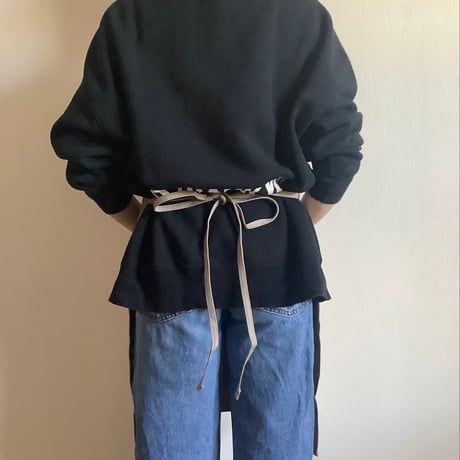 WPSB3   DAY USE W POCKET  APRON   “EAT DRINK  AND SMILE” SMOKY BEIGE COLOR