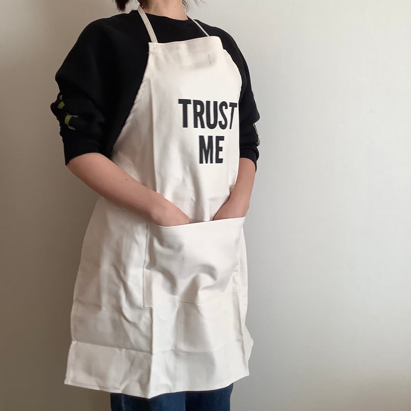 ADULT APRON #2 