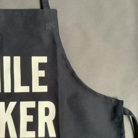👶DRESSSEN BKDN3 BABY KIDS APRON ”SMILE MAKER“(ベイビーキッズエプロンです。)  ※ダークネイビー
