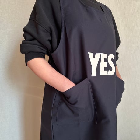 “PULL OVER APRON” ” ※男女兼用のエプロンです。全4色　✴️新色DARK BROWNが加わりました!！