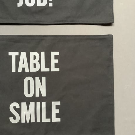 REVERSIBLE PLACE MAT REVMBK11   “YES！GOOD JOB！/TABLE ON SMILE (BLACK  COLOR)