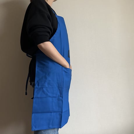 DRESSSEN  DRVBLU1 REVERSIBLE  APRON“ON/OFF(リバーシブルエプロン)