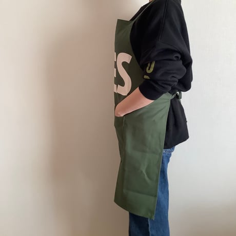 DR(GN)1 ADULT APRON  “YES” ※生成りロゴ　“GREEN COLOR 🌟10月24日(土曜日)に再入荷します。今しばらくお待ちください