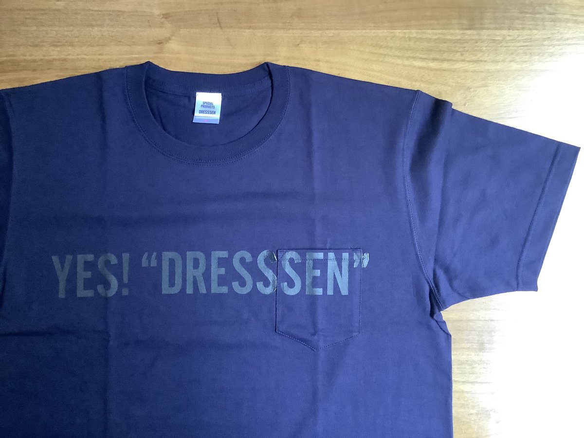 DRESSSEN “YES DRESSSEN ” T-SHIRTS ネイビーカラー